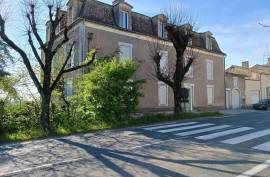 6 Bed House To Redevelop for Sale in Castillonnes France 6 Bed House To Redevelop for Sale in Castillonnes France