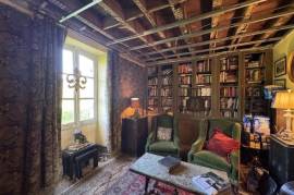 9 Bed Country Chateaux with 2 Gites for Sale in Manoir Seneuil Dordogne France