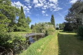 9 Bed Country Chateaux with 2 Gites for Sale in Manoir Seneuil Dordogne France