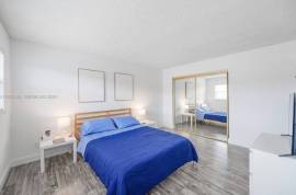 Stunning 2 Bed Apartment For Sale In Hallandale Beach Florida USA Stunning 2 Bed Apartment For Sale In Hallandale Beach Florida USA