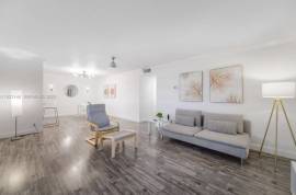 Stunning 2 Bed Apartment For Sale In Hallandale Beach Florida USA Stunning 2 Bed Apartment For Sale In Hallandale Beach Florida USA