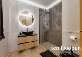 3 Bedroom Renovated Townhouse - Meia Praia - Lagos