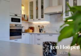 3 Bedroom Renovated Townhouse - Meia Praia - Lagos