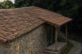 Traditional stone property with advanced reconstruction and stream in Covas, Vila Nova de Cerveira Traditional stone property with advanced reconstruction and stream in Covas, Vila Nova de Cerveira