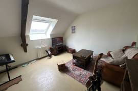 Flats / Apartments for rent - 2 rooms - 35 m2 - PLOERMEL - (56800)