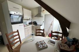 Flats / Apartments for rent - 2 rooms - 35 m2 - PLOERMEL - (56800)