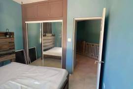 RH-389 2 Bed 2 Bath Apartment, Horsepath RH-389 2 Bed 2 Bath Apartment, Horsepath
