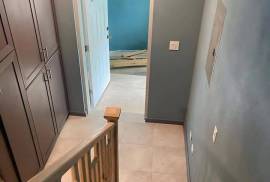 RH-389 2 Bed 2 Bath Apartment, Horsepath