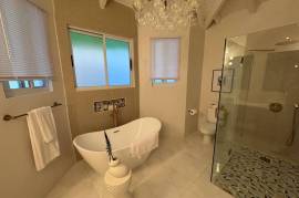RH-276 2-Bed 2.5-Bath Standalone Home, George's Northside