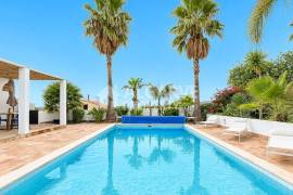 4 Bedroom Villa in Boliqueime
