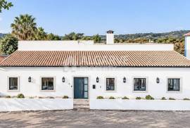 4 Bedroom Villa in Boliqueime