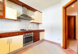 Two Bedroom Corner Townhouse with Pool in Vilamoura Algarve