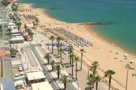 Excellent 1-Bedroom Apartment 50m from the Beach in Quarteira Excellent 1-Bedroom Apartment 50m from the Beach in Quarteira