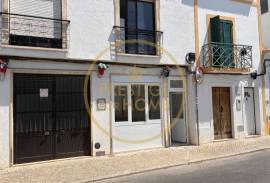 Charming Fully Renovated 0+1 Bedroom Apartment in the Center of Loulé for annual rental