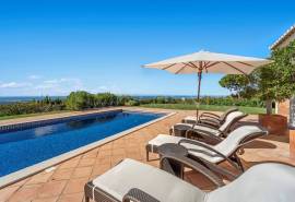 Goldra - Hilltop 4-bedroom villa with panoramic sea views Goldra - Hilltop 4-bedroom villa with panoramic sea views