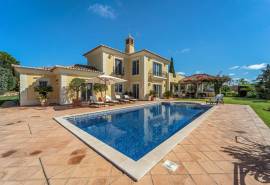 Goldra - Hilltop 4-bedroom villa with panoramic sea views Goldra - Hilltop 4-bedroom villa with panoramic sea views