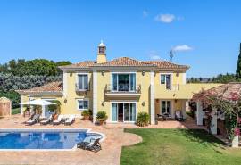 Goldra - Hilltop 4-bedroom villa with panoramic sea views Goldra - Hilltop 4-bedroom villa with panoramic sea views