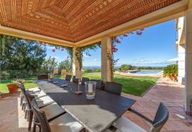 Goldra - Hilltop 4-bedroom villa with panoramic sea views Goldra - Hilltop 4-bedroom villa with panoramic sea views