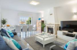 Tavira – 3-bedroom townhouse with private garage and uninterrupted views Tavira – 3-bedroom townhouse with private garage and uninterrupted views