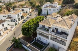 Tavira – 3-bedroom townhouse with private garage and uninterrupted views Tavira – 3-bedroom townhouse with private garage and uninterrupted views