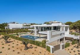 Quinta do Lago - Brand new 6-bedroom contemporary villa with pool and wellness spa Quinta do Lago - Brand new 6-bedroom contemporary villa with pool and wellness spa