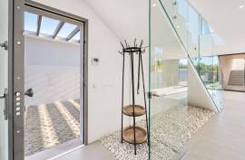 Tavira – Contemporary 3-bedroom villa with pool, rooftop terrace and Ria Formosa view
