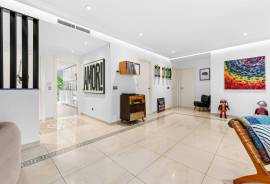 listing listing