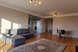 Apartment for rent in Riga, 90.00m2 Apartment for rent in Riga, 90.00m2