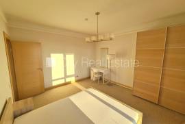 Apartment for rent in Riga, 90.00m2 Apartment for rent in Riga, 90.00m2