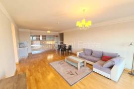 Apartment for rent in Riga, 90.00m2