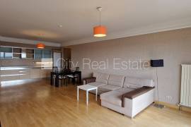 Apartment for rent in Riga, 90.00m2