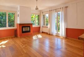 6 room, 138m2 House for sale in Les plans - 399 000 € * 6 room, 138m2 House for sale in Les plans - 399 000 € *