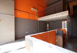 listing listing