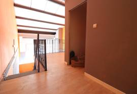 listing listing