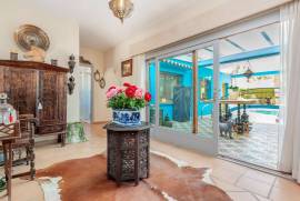listing listing
