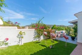 listing listing