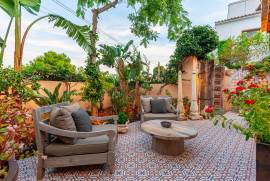 listing listing