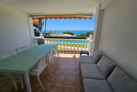 listing listing