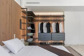 listing listing