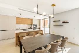 listing listing
