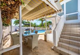 listing listing