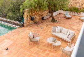 listing listing