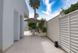 listing listing
