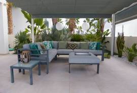 listing listing