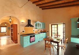 Where Life Flows with Serenity... Renovated 3 Bedroom Villa in Pêra with Sea View Where Life Flows with Serenity... Renovated 3 Bedroom Villa in Pêra with Sea View