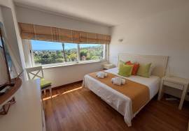 Beautiful Apartment with Views over Alvor Bay Located in Vale da Lama