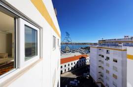 2 bedroom penthouse with magnificent views of the Arade River in Portimão 2 bedroom penthouse with magnificent views of the Arade River in Portimão