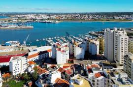 2 bedroom penthouse with magnificent views of the Arade River in Portimão 2 bedroom penthouse with magnificent views of the Arade River in Portimão