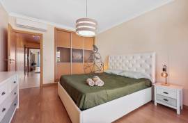 2 bedroom apartment with garage and swimming pool 5 minutes from the beach in Armação de Pera 2 bedroom apartment with garage and swimming pool 5 minutes from the beach in Armação de Pera