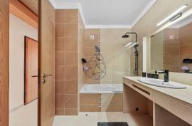 2 bedroom apartment with garage and swimming pool 5 minutes from the beach in Armação de Pera 2 bedroom apartment with garage and swimming pool 5 minutes from the beach in Armação de Pera
